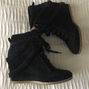 ZARA WEDGED SNEAKER